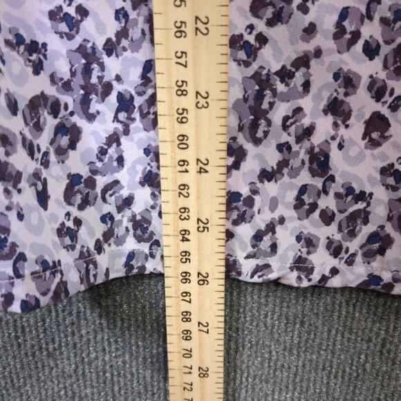 Eddie Bauer Travex Tank Top Women 2XL Stretch Lilac Leopard V Neck Performance - Picture 8 of 10